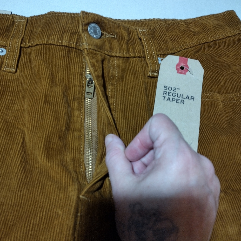 Levis 502 Regular Taper Brown Mid-Rise Corduroy Jeans - Picture 8 of 16